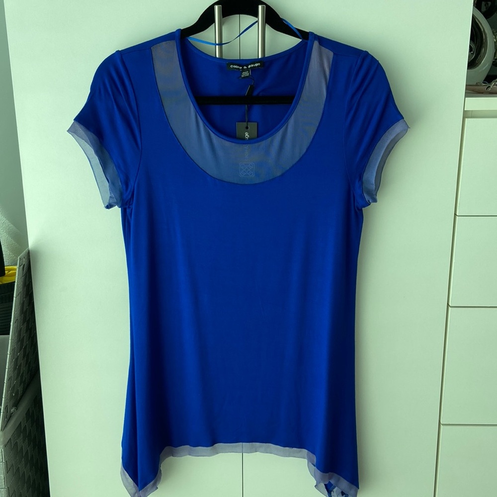 Cable & Gauge - Cobalt Blue Short sleeve - light Blue-Purple Mesh - Size M - NWT